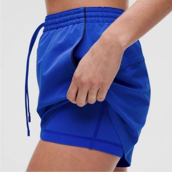 Lululemon NWT Lightweight High-Rise Relaxed Short 3" *Long Liner Cerulean Blue - Picture 4 of 13